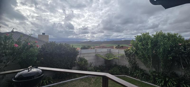 3 Bedroom Property for Sale in Reebok Western Cape